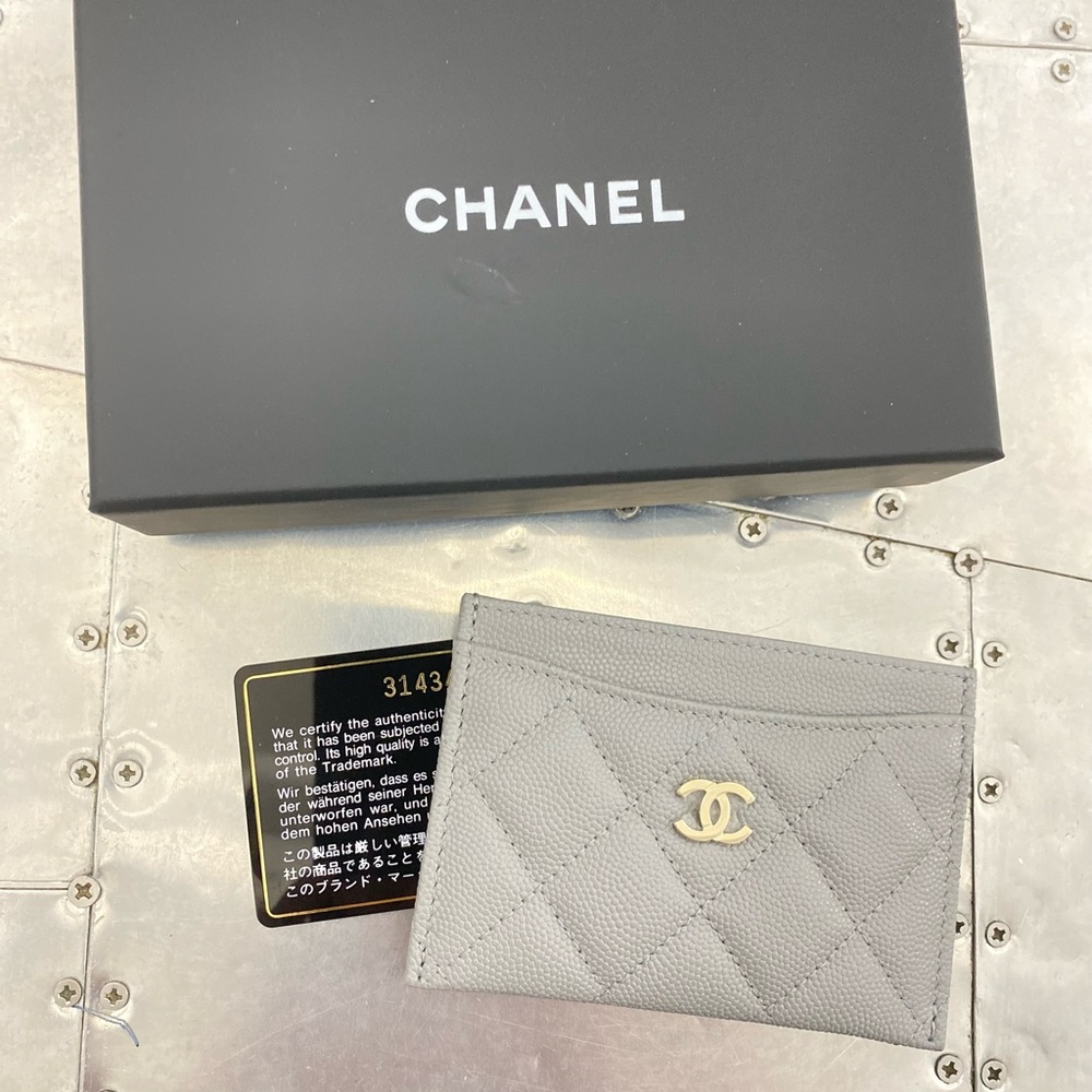Chanel 21A grey caviar cardholder - Picture 3 of 3